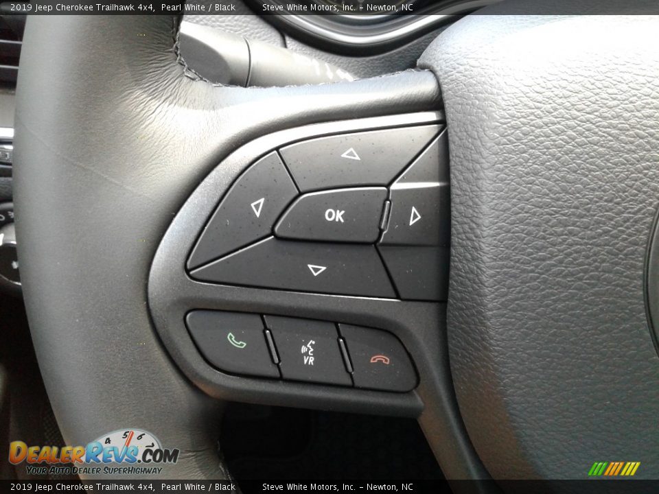 2019 Jeep Cherokee Trailhawk 4x4 Pearl White / Black Photo #18