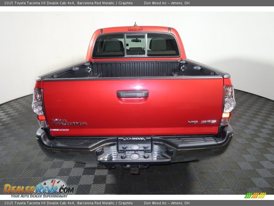 2015 Toyota Tacoma V6 Double Cab 4x4 Barcelona Red Metallic / Graphite Photo #10