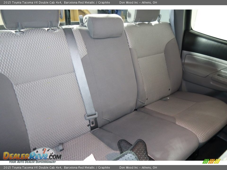 2015 Toyota Tacoma V6 Double Cab 4x4 Barcelona Red Metallic / Graphite Photo #36