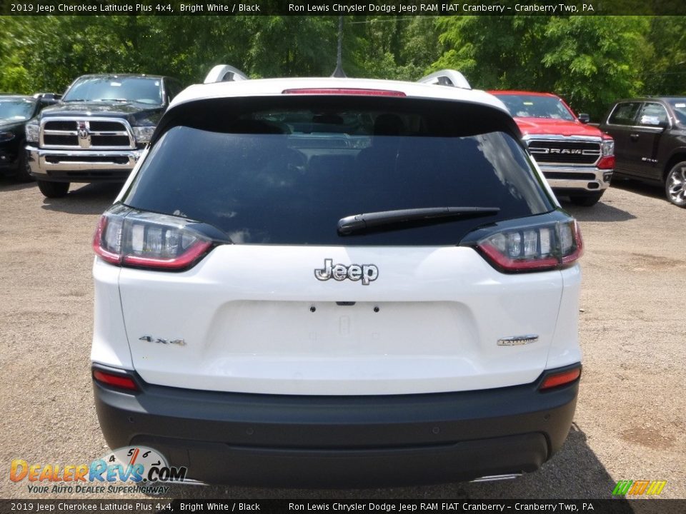 2019 Jeep Cherokee Latitude Plus 4x4 Bright White / Black Photo #4