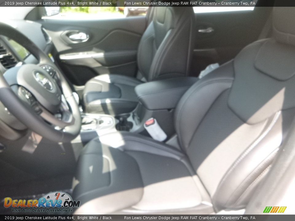 2019 Jeep Cherokee Latitude Plus 4x4 Bright White / Black Photo #15