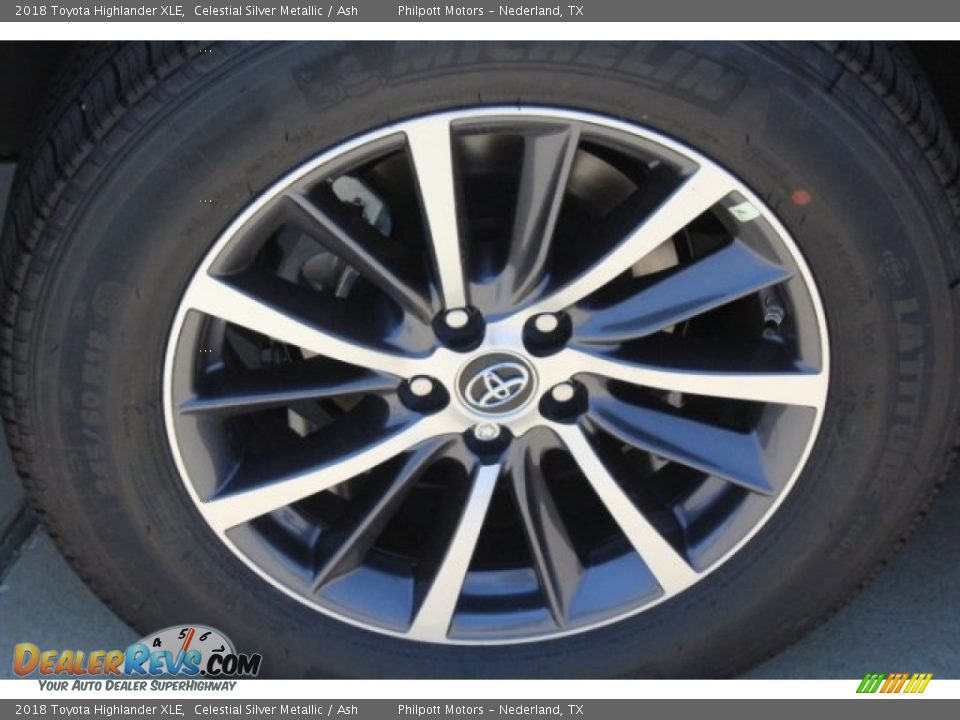 2018 Toyota Highlander XLE Celestial Silver Metallic / Ash Photo #9