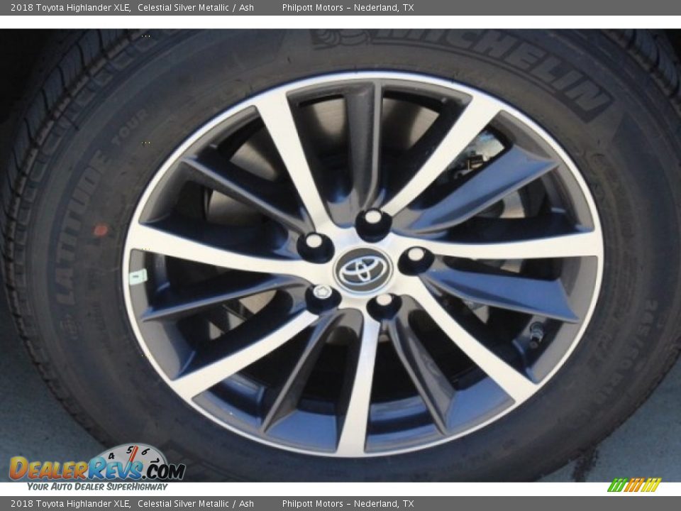 2018 Toyota Highlander XLE Celestial Silver Metallic / Ash Photo #10