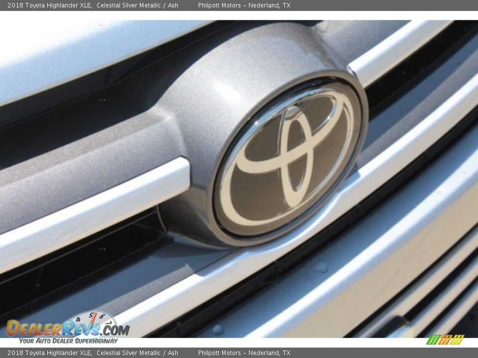 2018 Toyota Highlander XLE Celestial Silver Metallic / Ash Photo #11