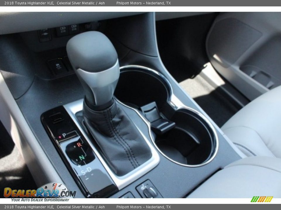 2018 Toyota Highlander XLE Celestial Silver Metallic / Ash Photo #18