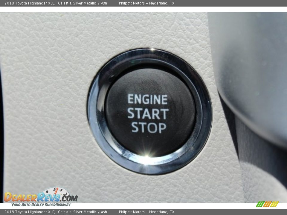 2018 Toyota Highlander XLE Celestial Silver Metallic / Ash Photo #19