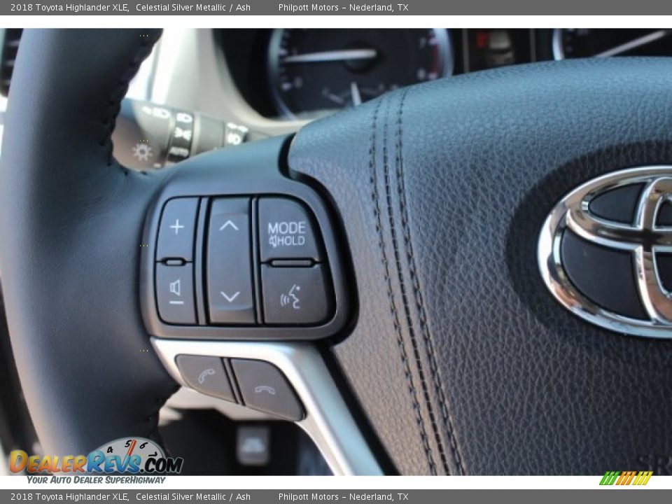 2018 Toyota Highlander XLE Celestial Silver Metallic / Ash Photo #21