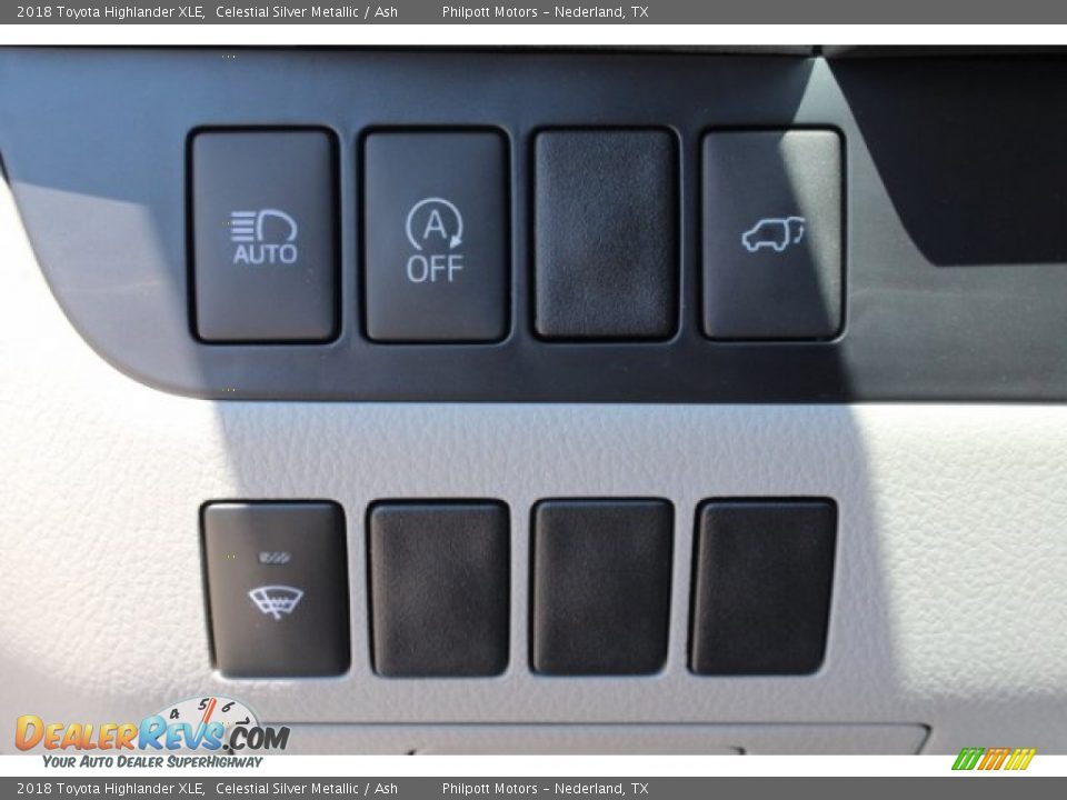 2018 Toyota Highlander XLE Celestial Silver Metallic / Ash Photo #23