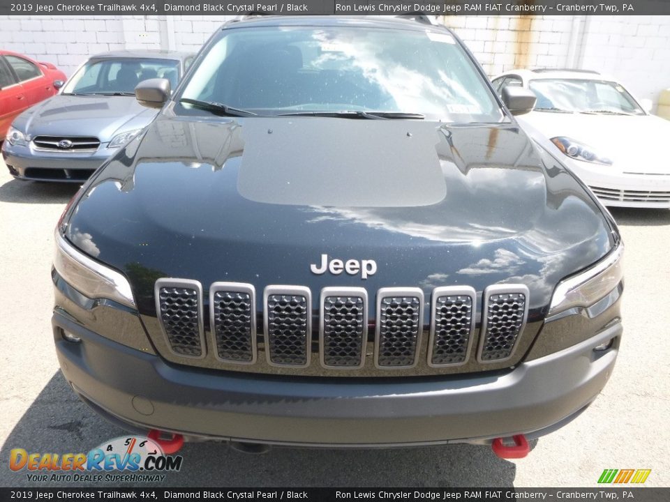 2019 Jeep Cherokee Trailhawk 4x4 Diamond Black Crystal Pearl / Black Photo #8