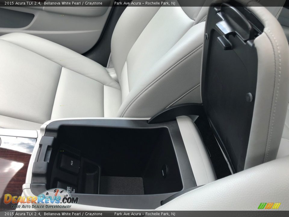 2015 Acura TLX 2.4 Bellanova White Pearl / Graystone Photo #16