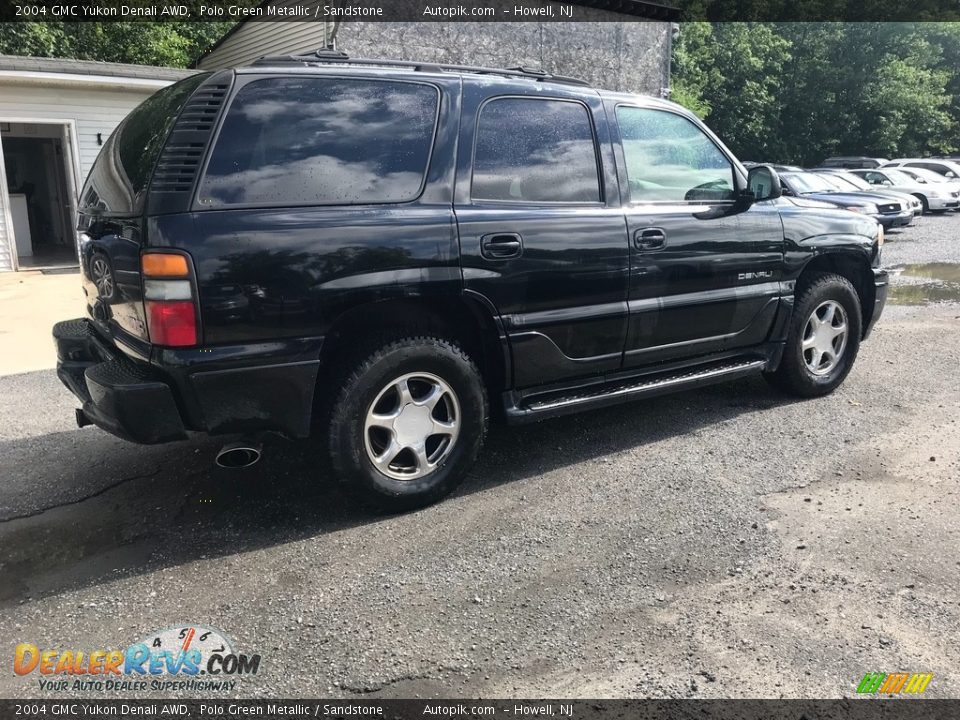 2004 GMC Yukon Denali AWD Polo Green Metallic / Sandstone Photo #8