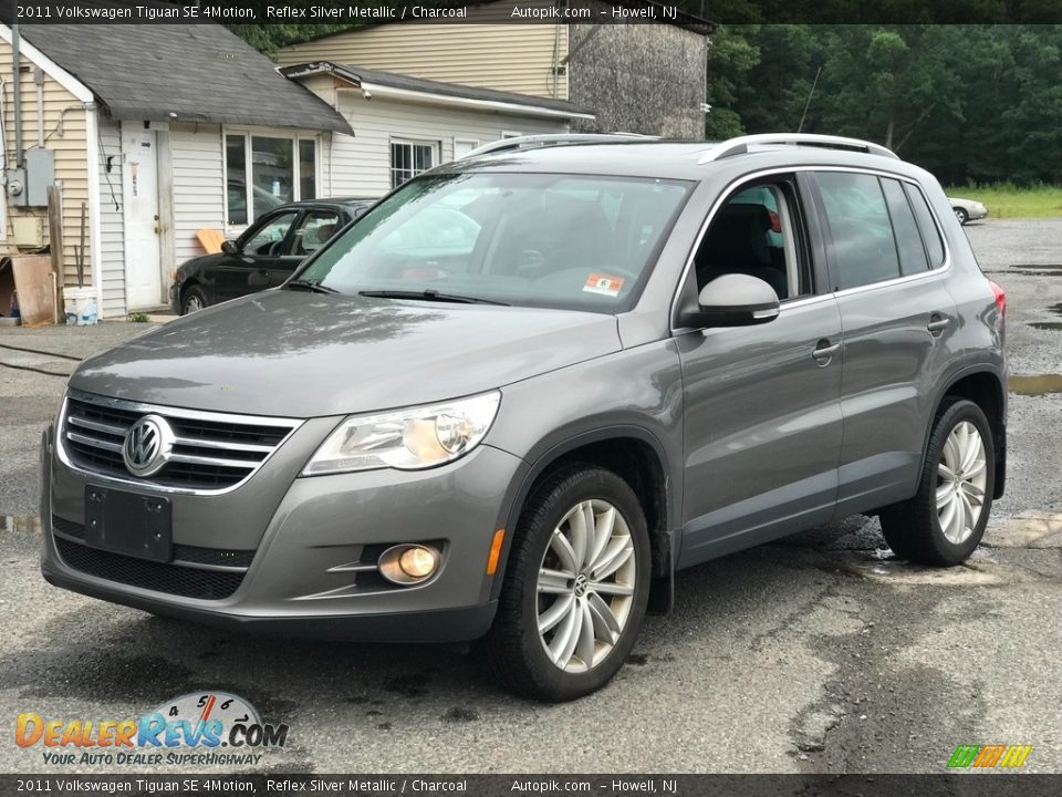 2011 Volkswagen Tiguan SE 4Motion Reflex Silver Metallic / Charcoal Photo #2