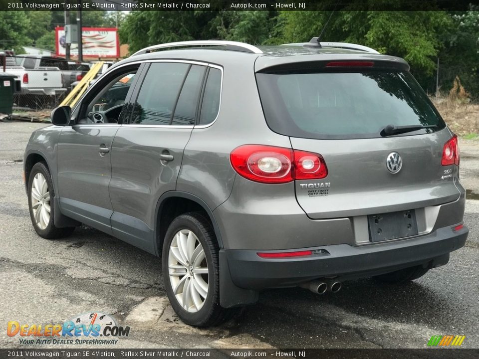 2011 Volkswagen Tiguan SE 4Motion Reflex Silver Metallic / Charcoal Photo #4