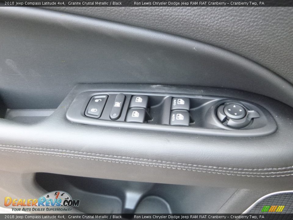 2018 Jeep Compass Latitude 4x4 Granite Crystal Metallic / Black Photo #20