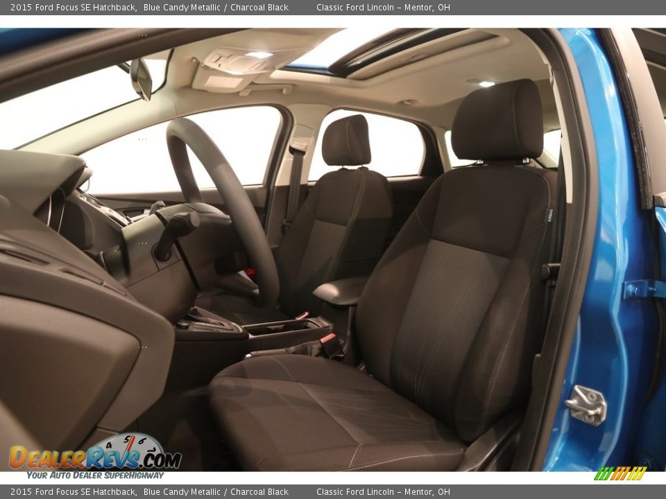 2015 Ford Focus SE Hatchback Blue Candy Metallic / Charcoal Black Photo #5