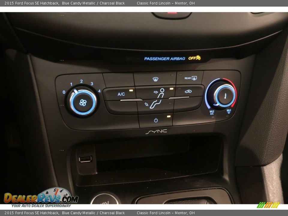 2015 Ford Focus SE Hatchback Blue Candy Metallic / Charcoal Black Photo #11