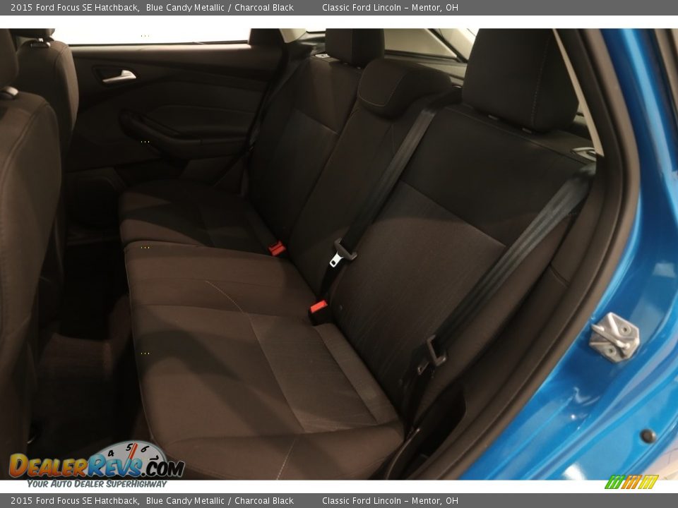 2015 Ford Focus SE Hatchback Blue Candy Metallic / Charcoal Black Photo #15