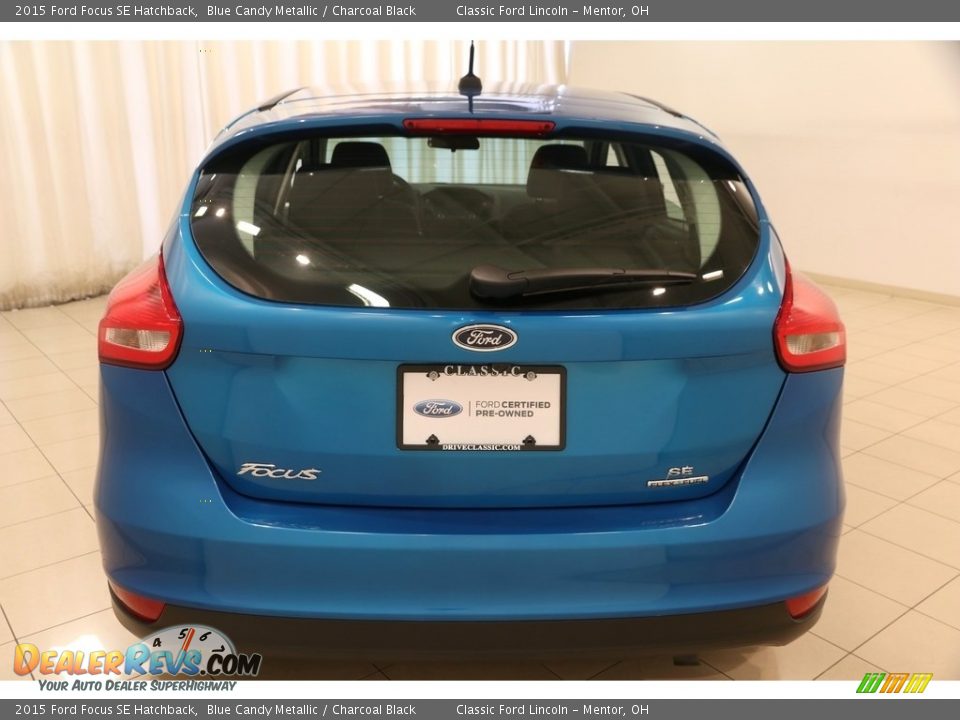 2015 Ford Focus SE Hatchback Blue Candy Metallic / Charcoal Black Photo #16