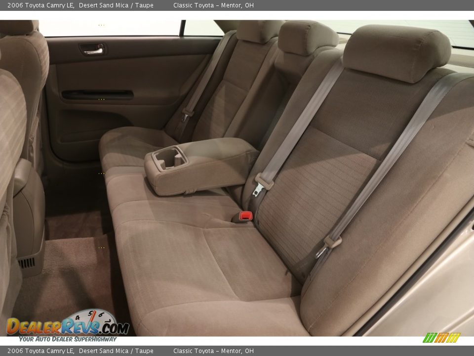 2006 Toyota Camry LE Desert Sand Mica / Taupe Photo #18