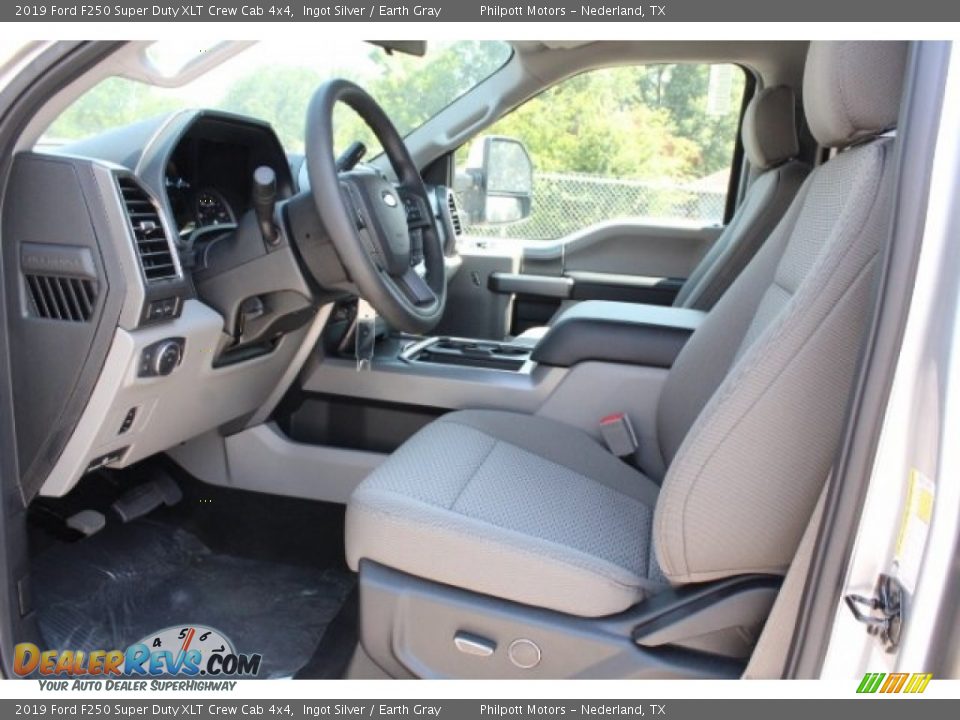 2019 Ford F250 Super Duty XLT Crew Cab 4x4 Ingot Silver / Earth Gray Photo #14