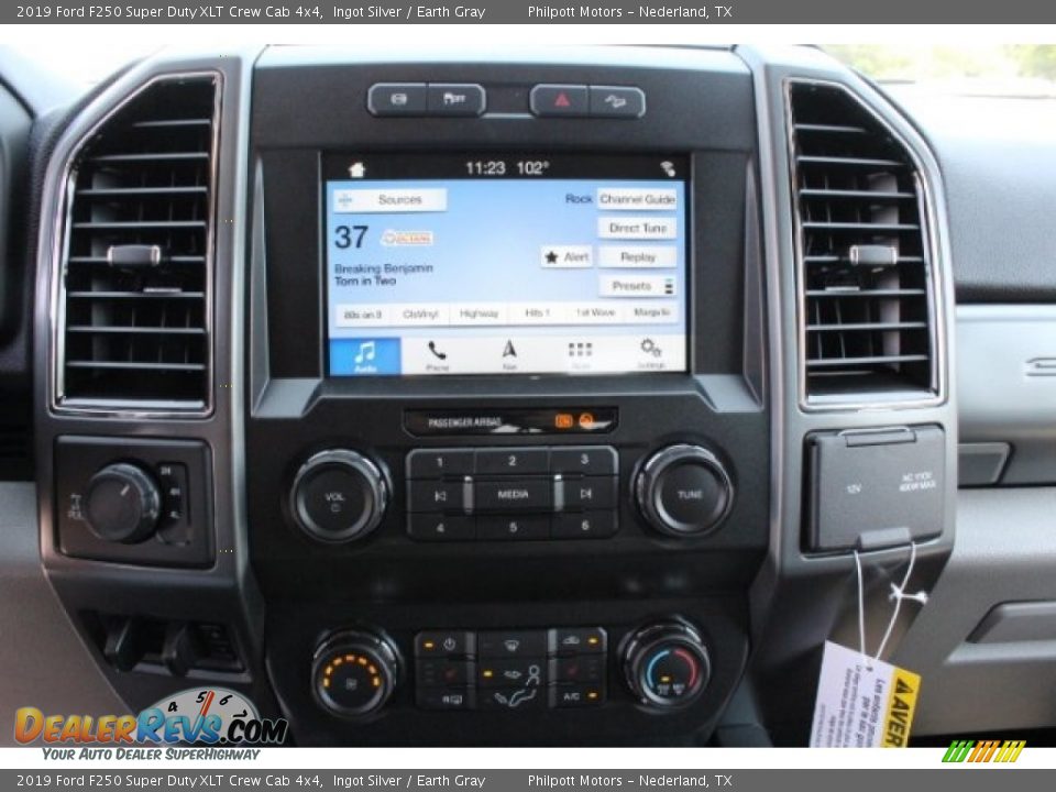 2019 Ford F250 Super Duty XLT Crew Cab 4x4 Ingot Silver / Earth Gray Photo #17