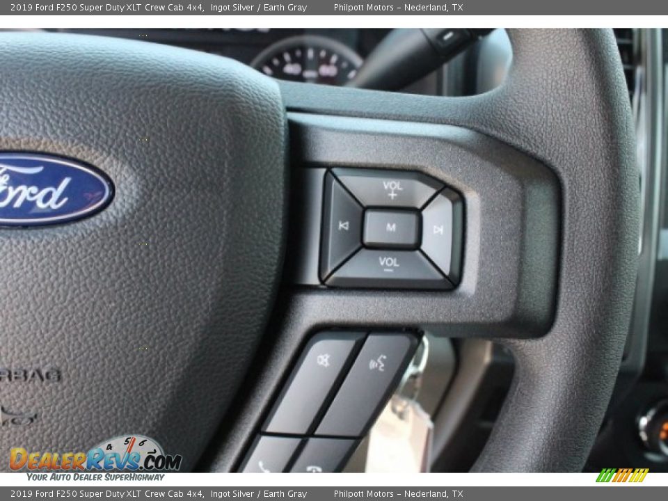 2019 Ford F250 Super Duty XLT Crew Cab 4x4 Ingot Silver / Earth Gray Photo #19
