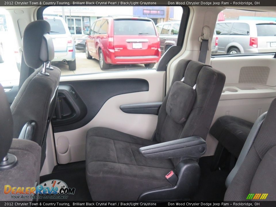 2012 Chrysler Town & Country Touring Brilliant Black Crystal Pearl / Black/Light Graystone Photo #18