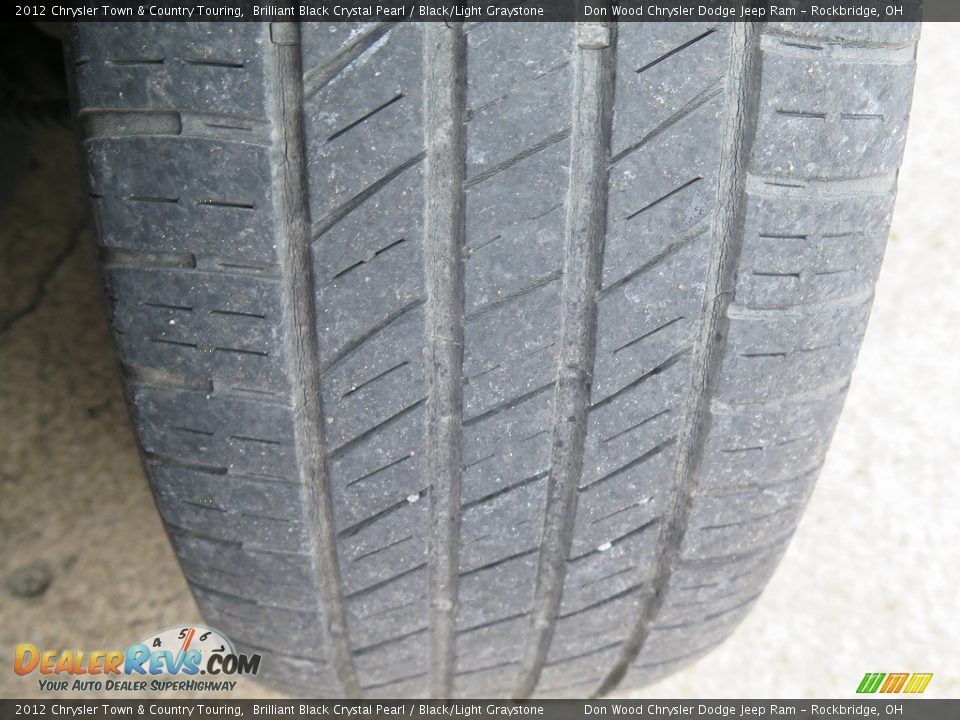 2012 Chrysler Town & Country Touring Brilliant Black Crystal Pearl / Black/Light Graystone Photo #20