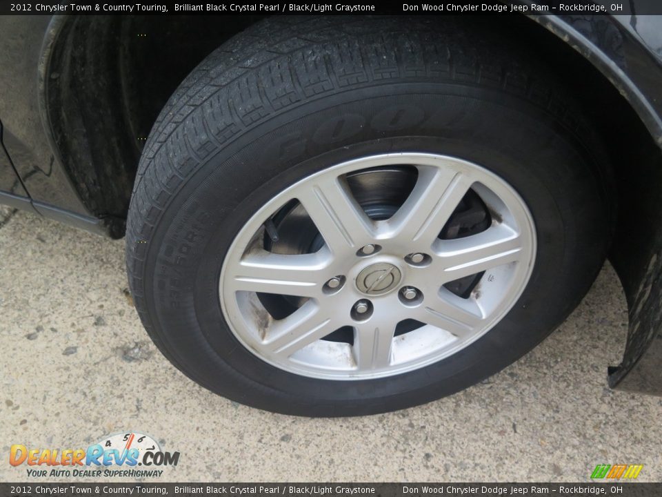 2012 Chrysler Town & Country Touring Brilliant Black Crystal Pearl / Black/Light Graystone Photo #22
