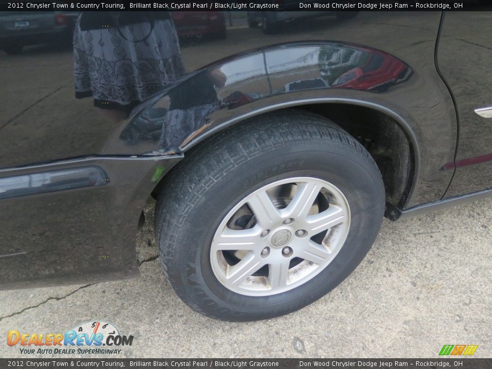 2012 Chrysler Town & Country Touring Brilliant Black Crystal Pearl / Black/Light Graystone Photo #24