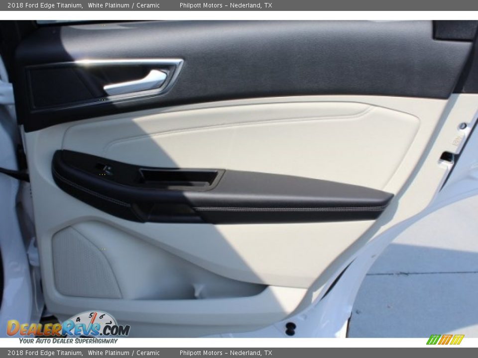 2018 Ford Edge Titanium White Platinum / Ceramic Photo #31