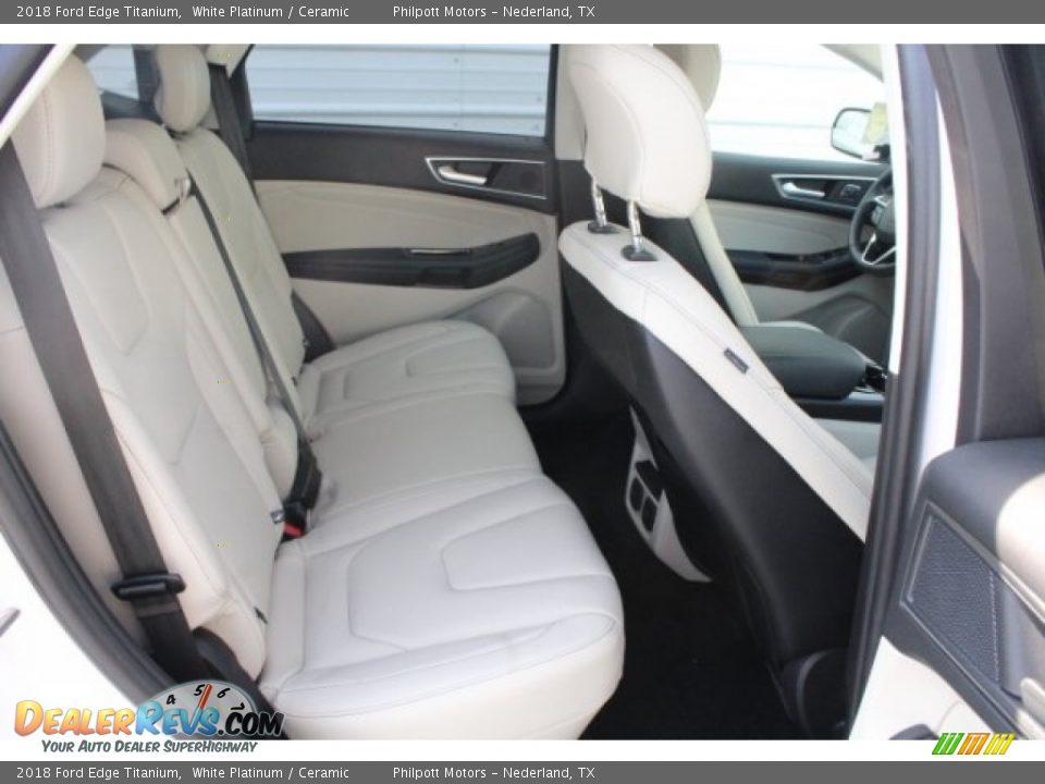 2018 Ford Edge Titanium White Platinum / Ceramic Photo #32