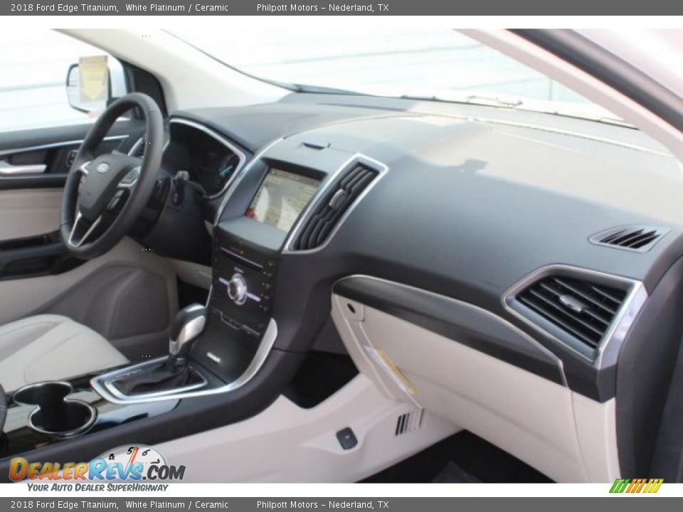2018 Ford Edge Titanium White Platinum / Ceramic Photo #34
