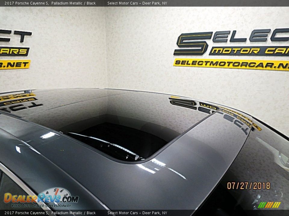 2017 Porsche Cayenne S Palladium Metallic / Black Photo #12