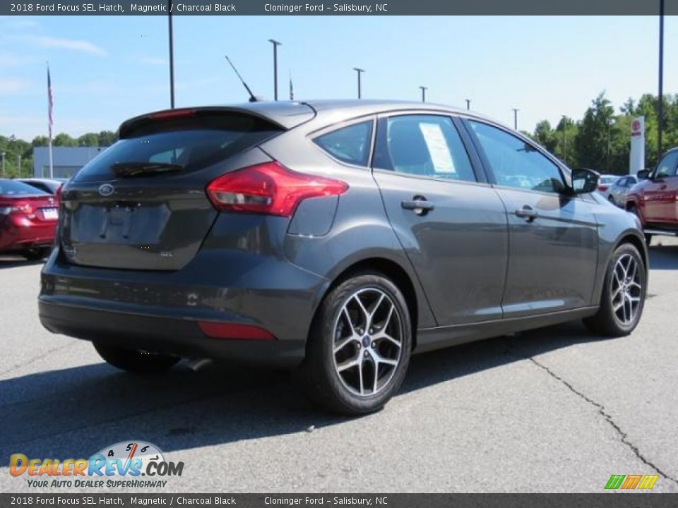 2018 Ford Focus SEL Hatch Magnetic / Charcoal Black Photo #21
