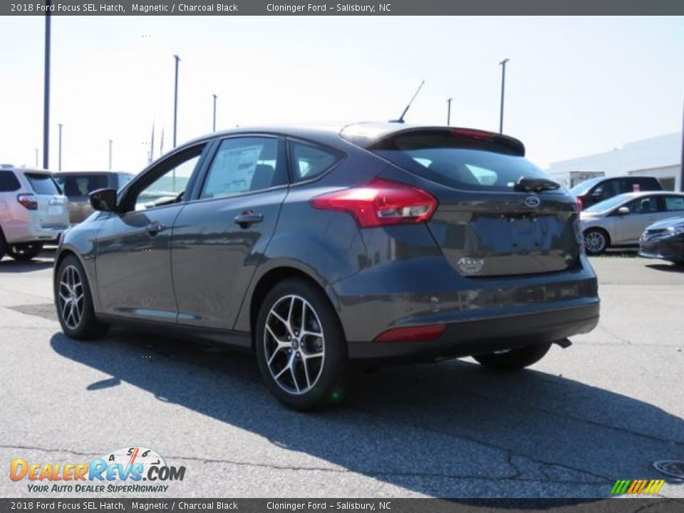 2018 Ford Focus SEL Hatch Magnetic / Charcoal Black Photo #23