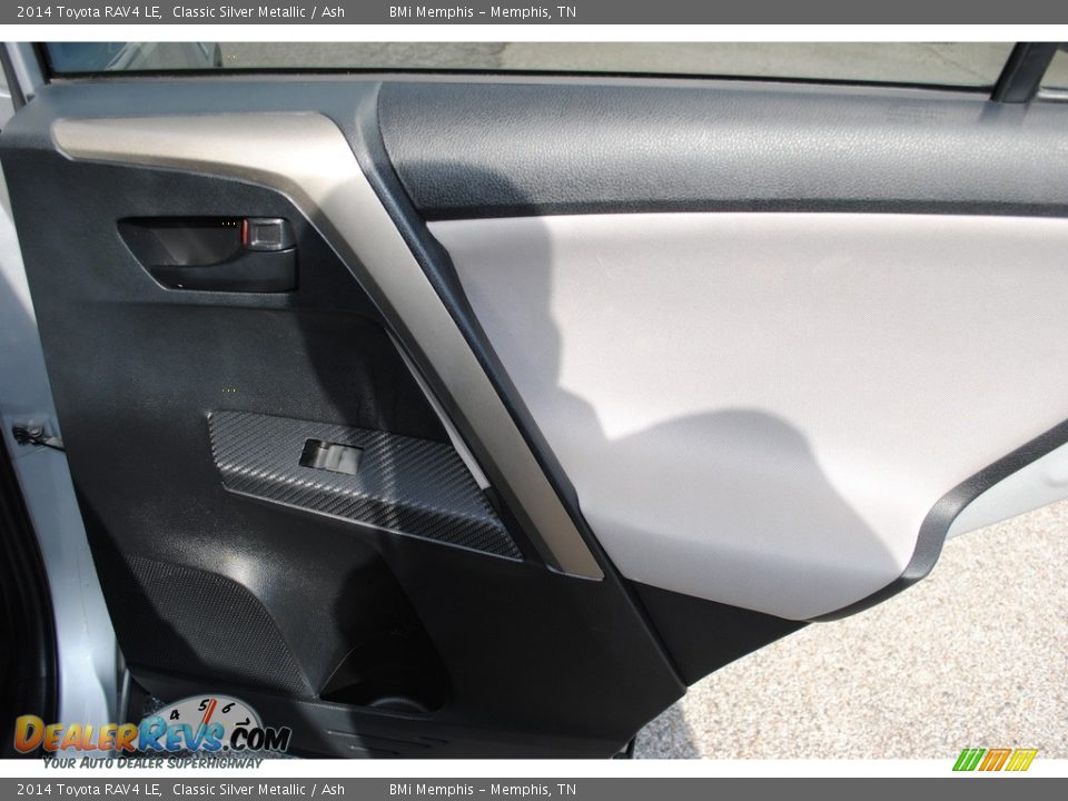 2014 Toyota RAV4 LE Classic Silver Metallic / Ash Photo #23