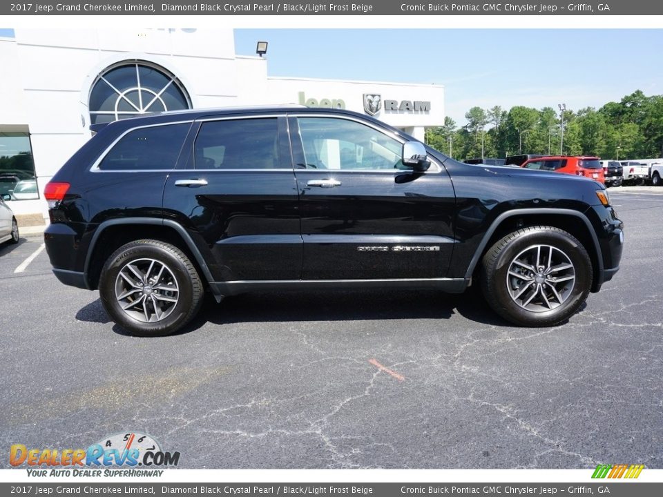 2017 Jeep Grand Cherokee Limited Diamond Black Crystal Pearl / Black/Light Frost Beige Photo #14