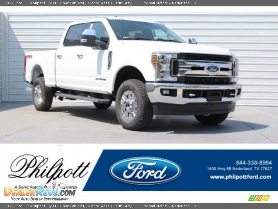 2019 Ford F250 Super Duty XLT Crew Cab 4x4 Oxford White / Earth Gray Photo #1