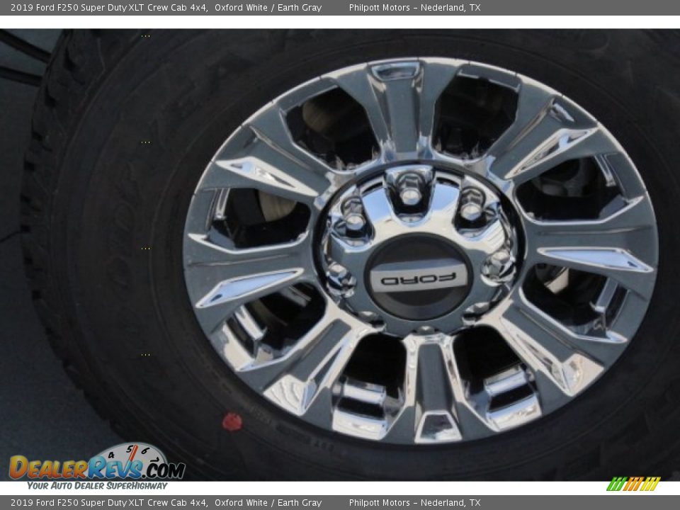 2019 Ford F250 Super Duty XLT Crew Cab 4x4 Oxford White / Earth Gray Photo #6