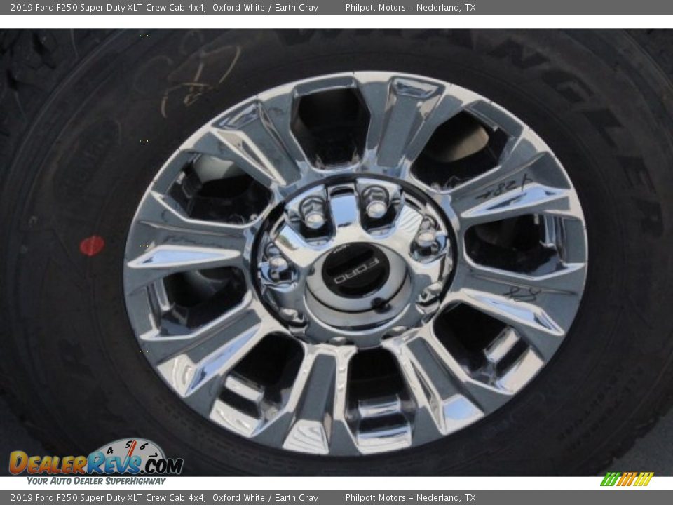 2019 Ford F250 Super Duty XLT Crew Cab 4x4 Oxford White / Earth Gray Photo #11