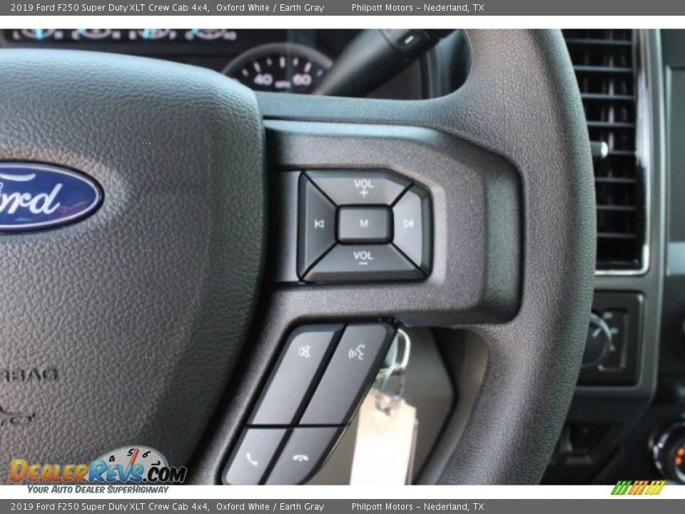 2019 Ford F250 Super Duty XLT Crew Cab 4x4 Oxford White / Earth Gray Photo #19