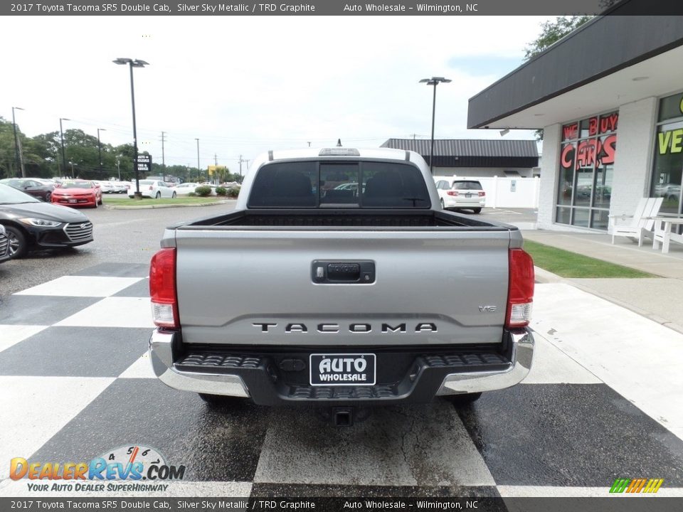 2017 Toyota Tacoma SR5 Double Cab Silver Sky Metallic / TRD Graphite Photo #4