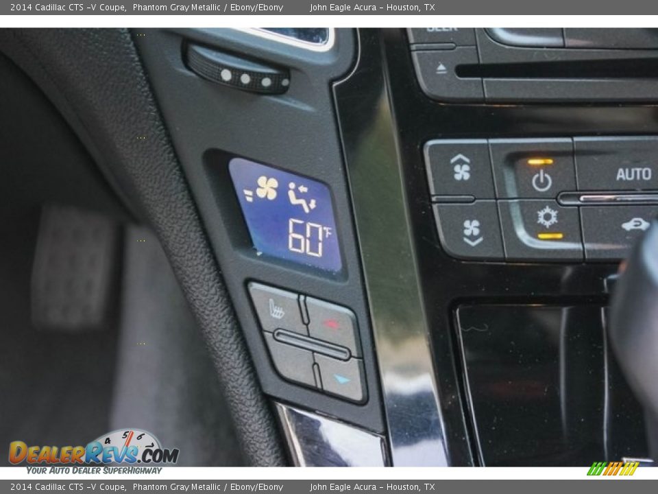 Controls of 2014 Cadillac CTS -V Coupe Photo #32