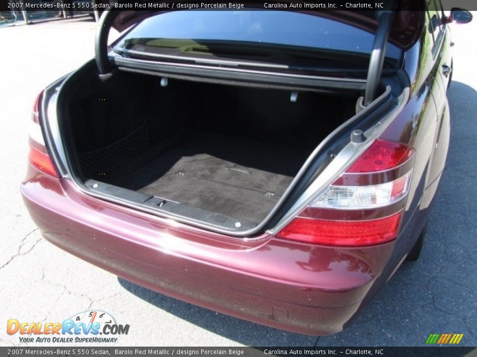 2007 Mercedes-Benz S 550 Sedan Barolo Red Metallic / designo Porcelain Beige Photo #20