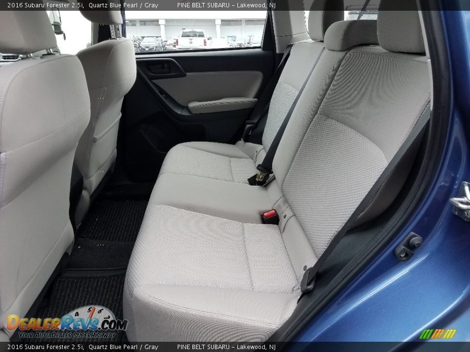 2016 Subaru Forester 2.5i Quartz Blue Pearl / Gray Photo #3
