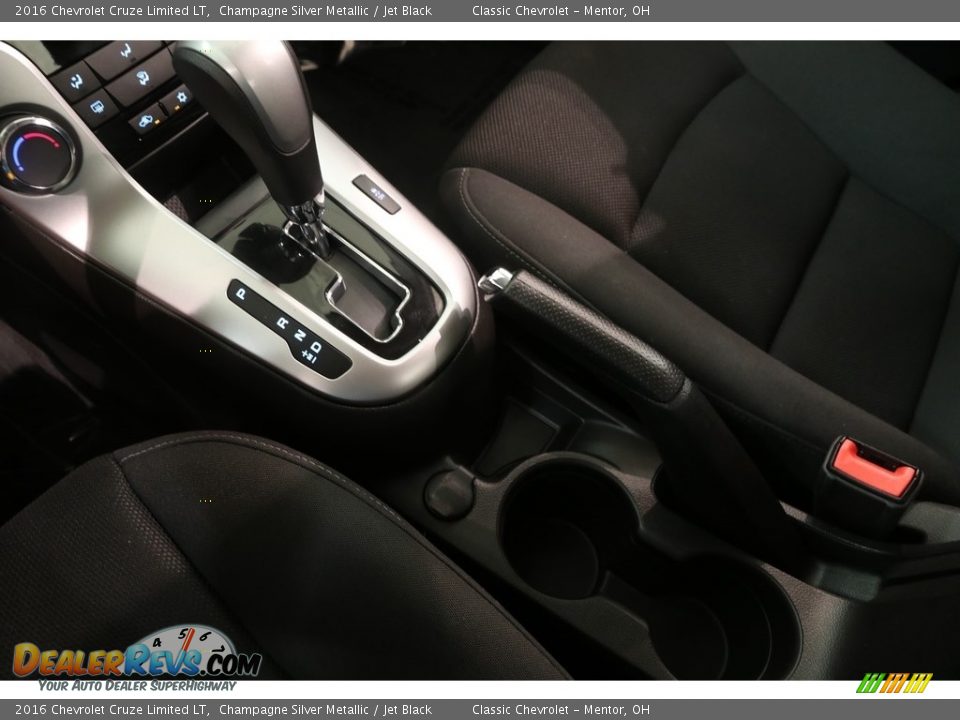 2016 Chevrolet Cruze Limited LT Champagne Silver Metallic / Jet Black Photo #8