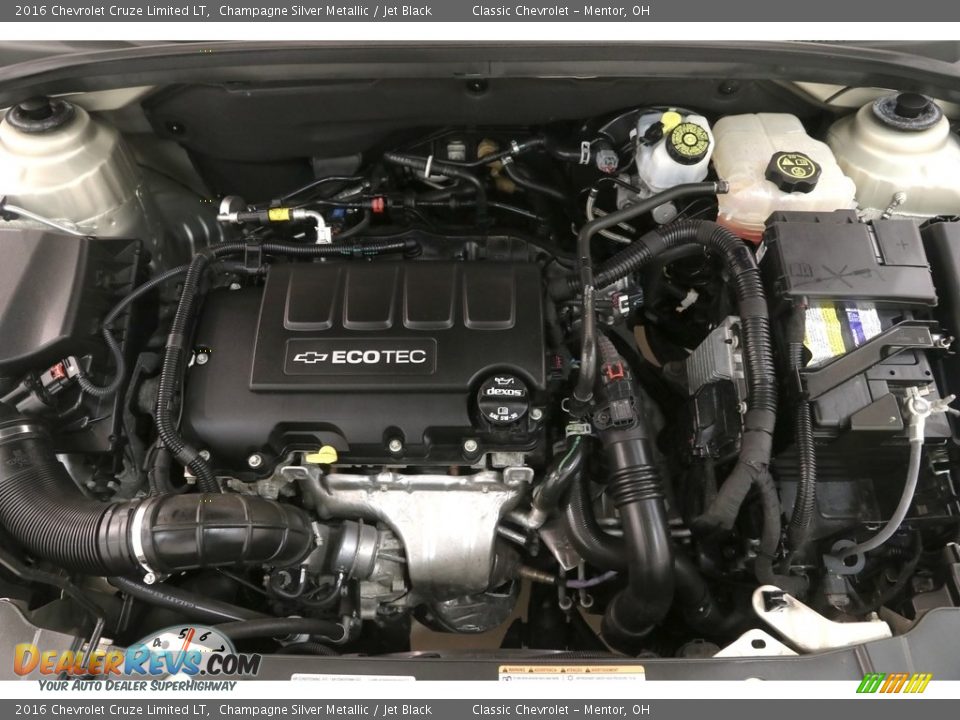 2016 Chevrolet Cruze Limited LT Champagne Silver Metallic / Jet Black Photo #14