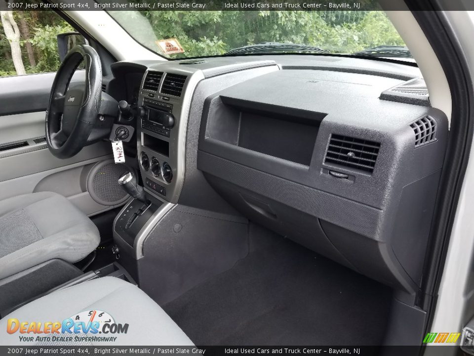 2007 Jeep Patriot Sport 4x4 Bright Silver Metallic / Pastel Slate Gray Photo #10