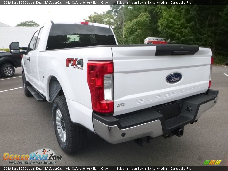 2019 Ford F250 Super Duty XLT SuperCab 4x4 Oxford White / Earth Gray Photo #6